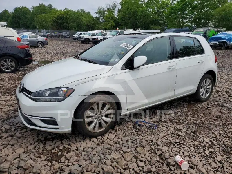 2018 Volkswagen GOLF photo