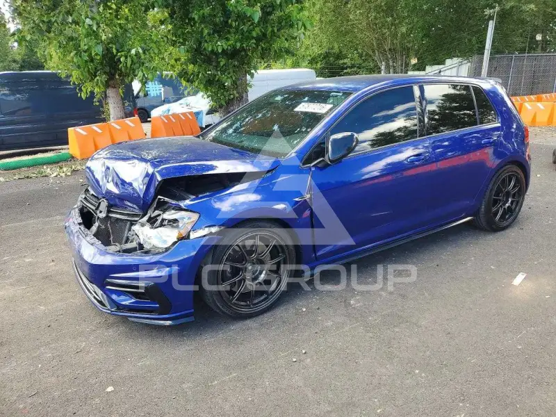 2018 Volkswagen GOLF photo