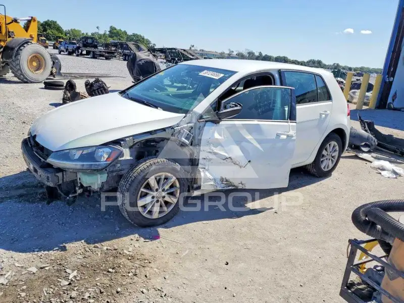 2018 Volkswagen GOLF photo