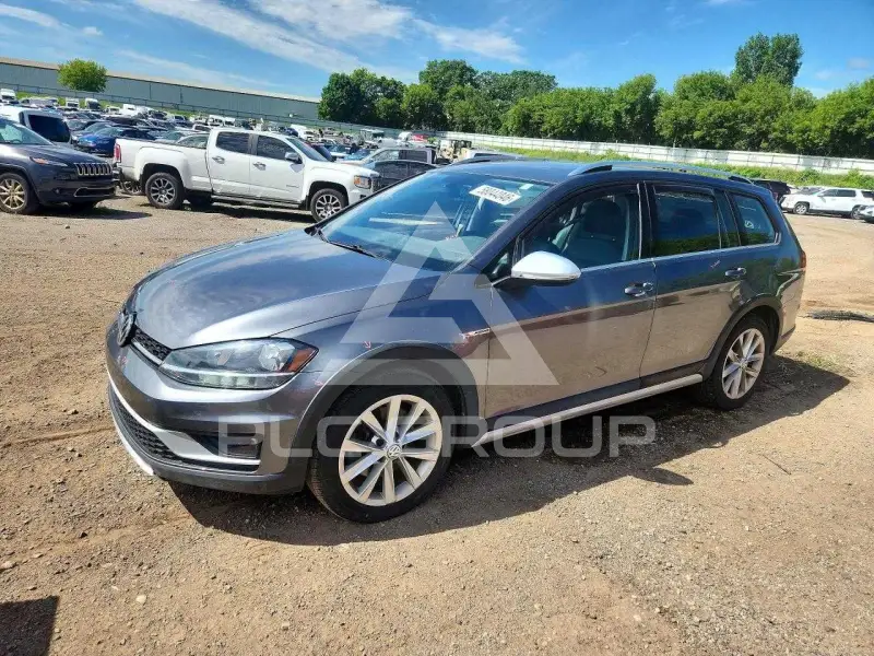 2018 Volkswagen GOLF фото