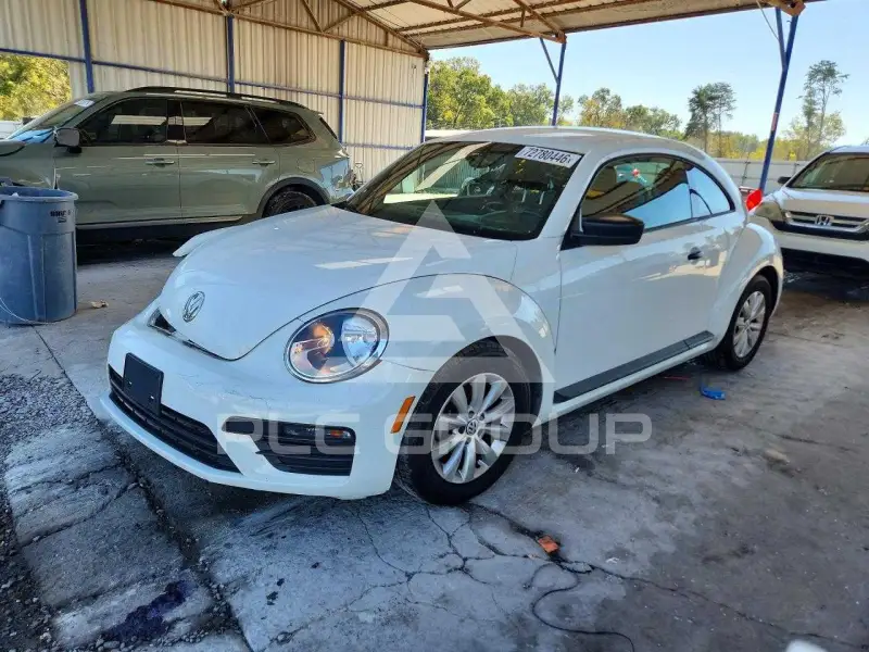 2018 Volkswagen BEETLE фото