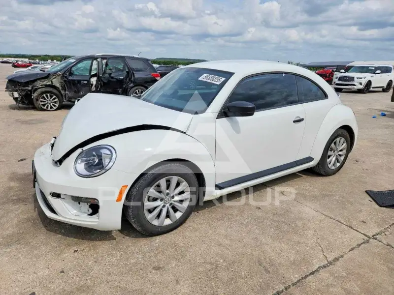 2018 Volkswagen BEETLE фото