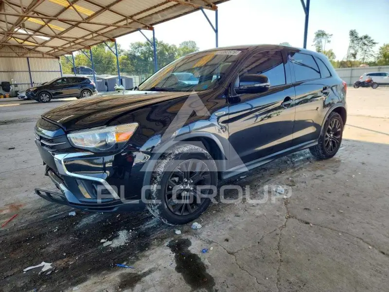 2019 Mitsubishi OUTLANDER photo