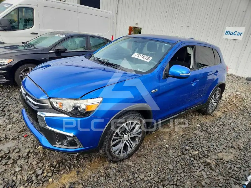 2019 Mitsubishi OUTLANDER photo