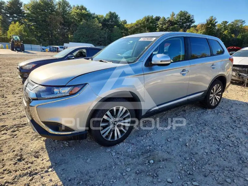 2019 Mitsubishi OUTLANDER photo
