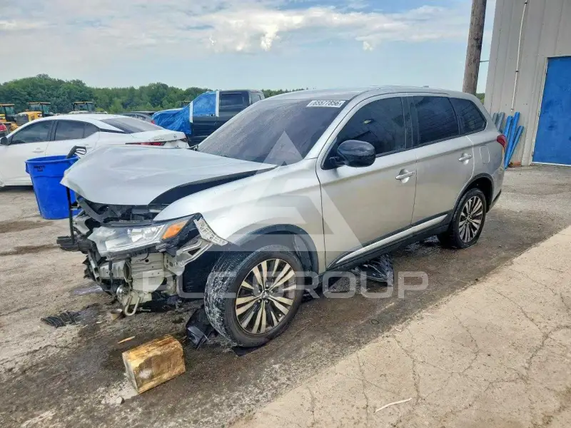 2019 Mitsubishi OUTLANDER фото