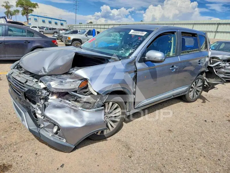 2019 Mitsubishi OUTLANDER photo