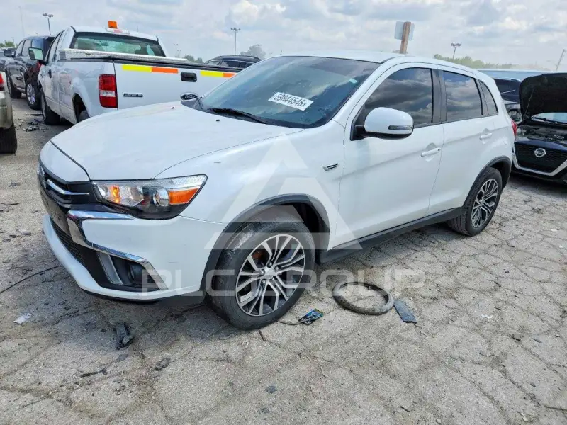 2019 Mitsubishi OUTLANDER photo