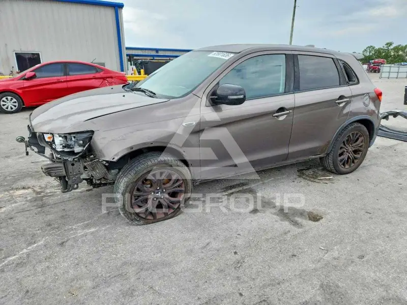 2019 Mitsubishi OUTLANDER фото