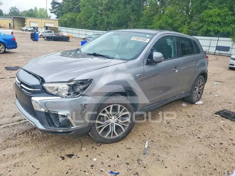 2019 Mitsubishi OUTLANDER photo