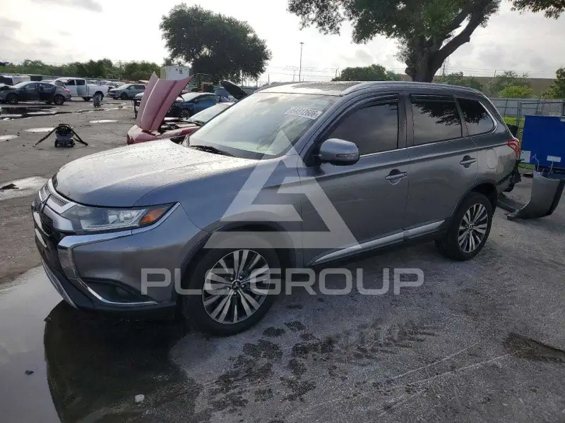 2019 Mitsubishi OUTLANDER photo