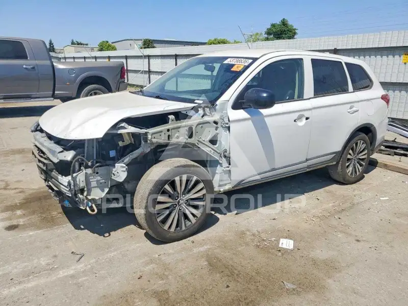 2019 Mitsubishi OUTLANDER photo
