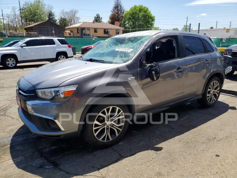 2019 Mitsubishi OUTLANDER photo
