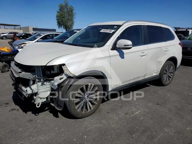 2019 Mitsubishi OUTLANDER photo