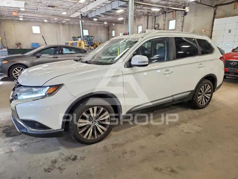 2019 Mitsubishi OUTLANDER photo