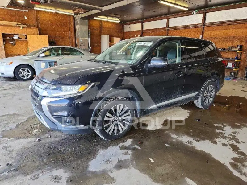 2019 Mitsubishi OUTLANDER фото