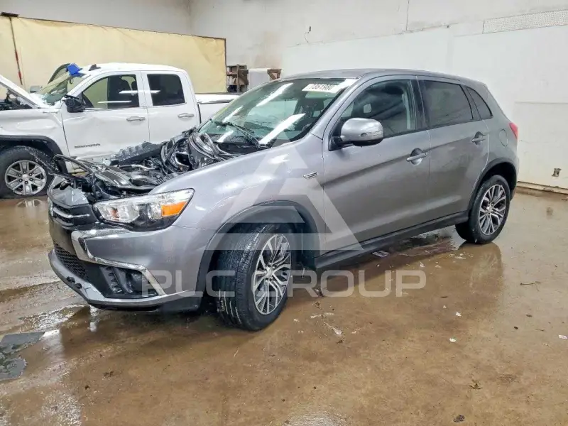 2019 Mitsubishi OUTLANDER фото