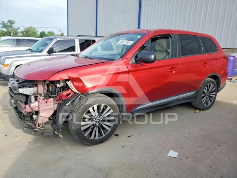 2019 Mitsubishi OUTLANDER photo