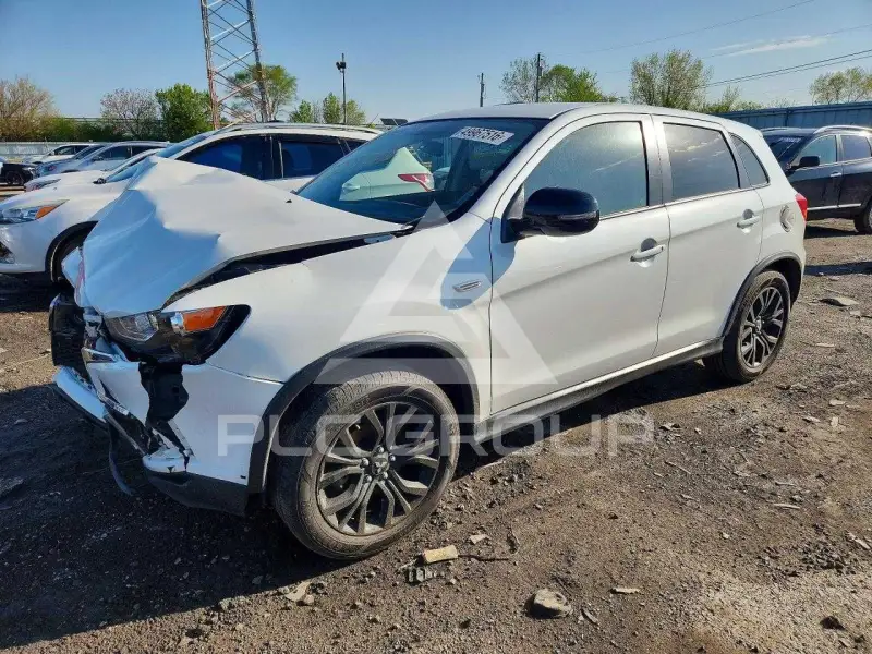 2019 Mitsubishi OUTLANDER photo