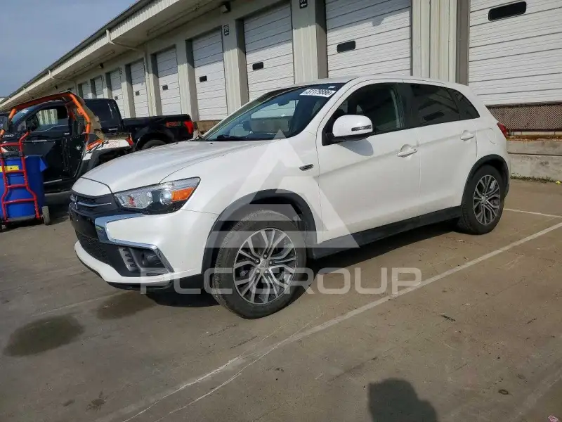 2019 Mitsubishi OUTLANDER photo