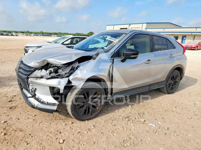 2019 Mitsubishi ECLIPSE фото