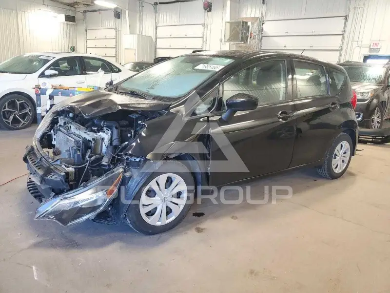 2019 Nissan VERSA фото