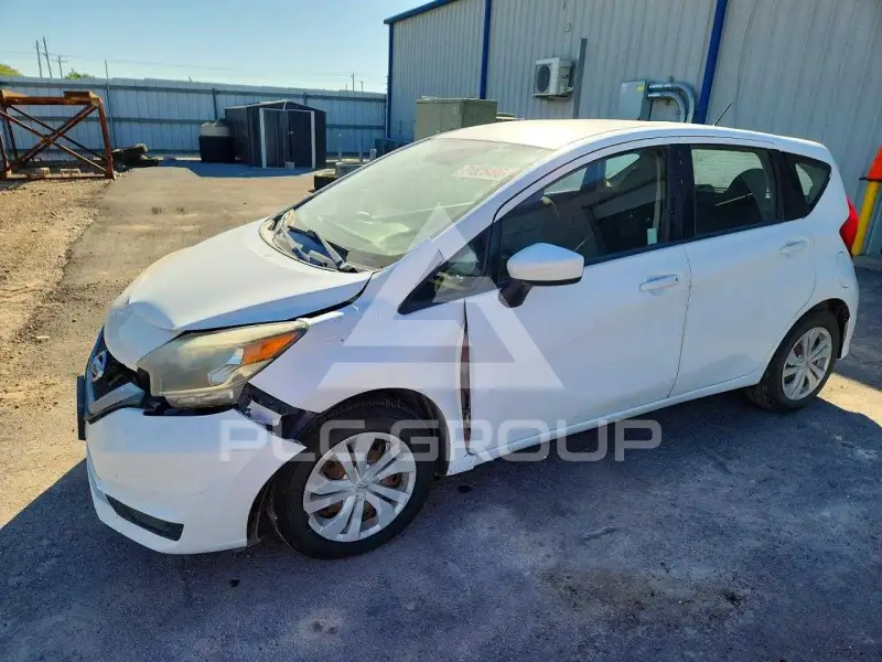 2019 Nissan VERSA фото