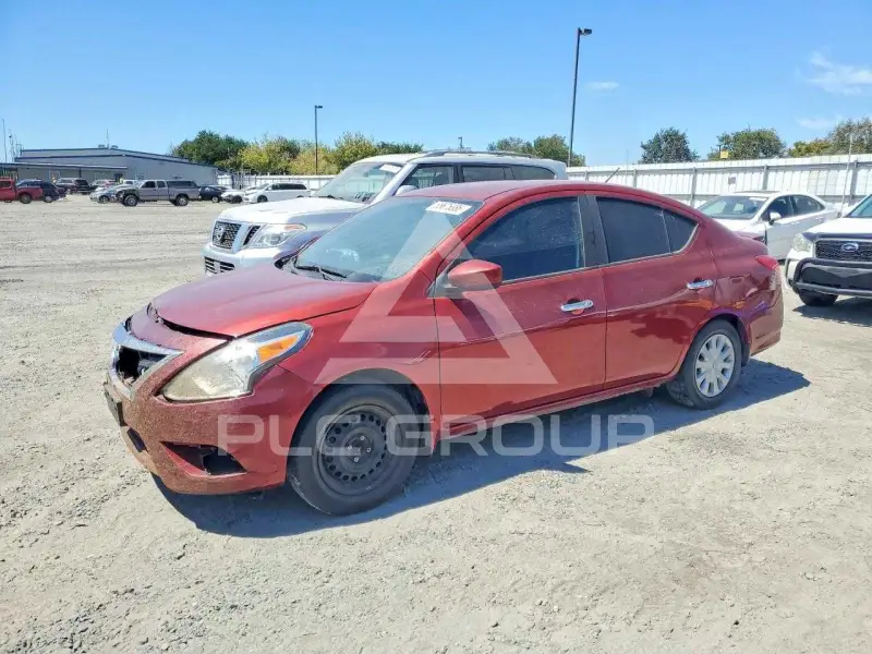 2019 Nissan VERSA фото