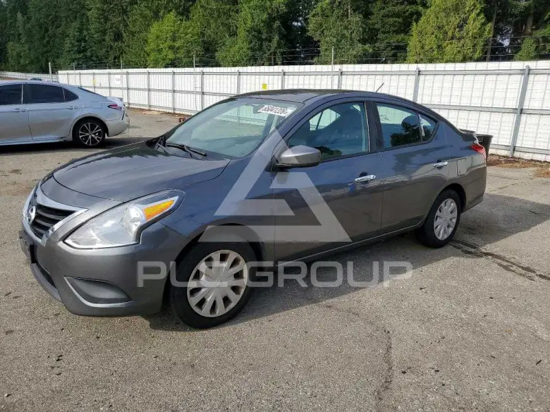 2019 Nissan VERSA photo