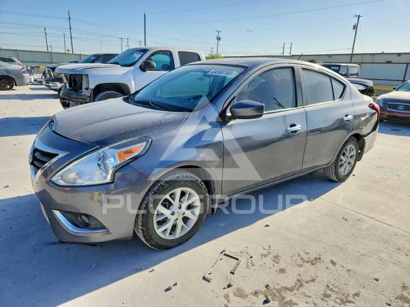 2019 Nissan VERSA photo
