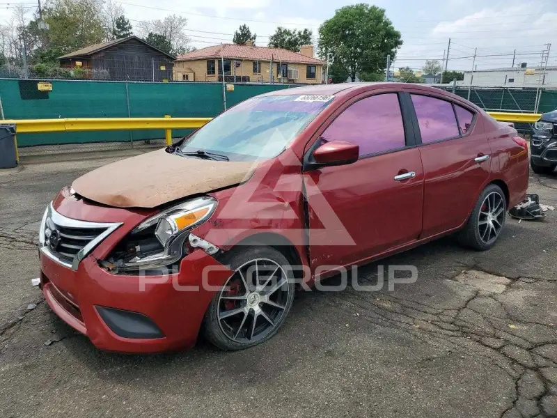 2019 Nissan VERSA фото