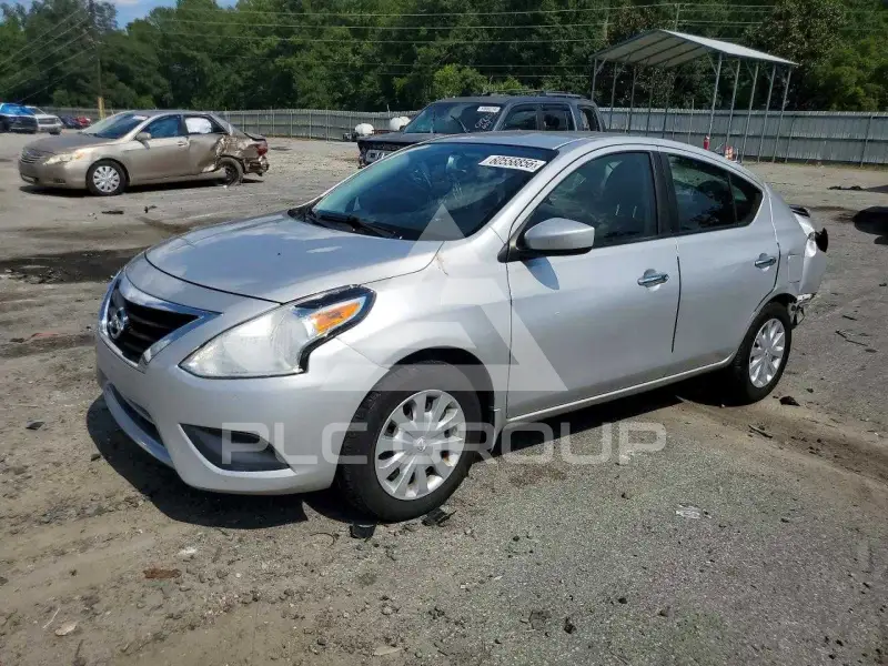2019 Nissan VERSA photo