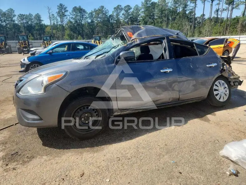 2019 Nissan VERSA фото