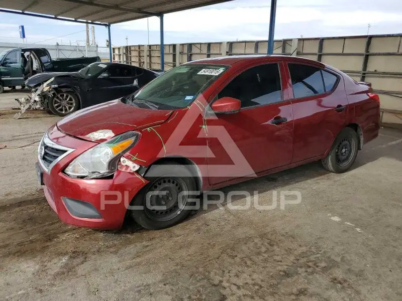 2019 Nissan VERSA фото