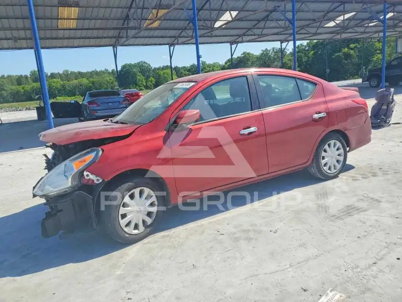 2019 Nissan VERSA фото