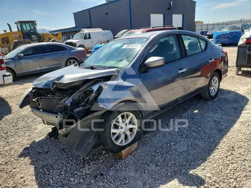 2019 Nissan VERSA фото