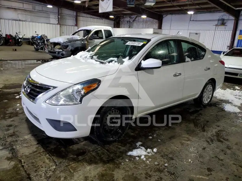 2019 Nissan VERSA фото
