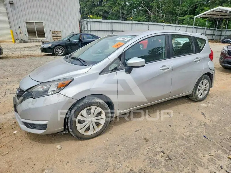 2019 Nissan VERSA фото