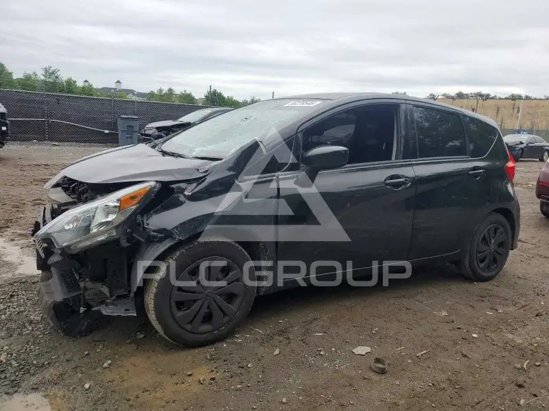 2019 Nissan VERSA фото