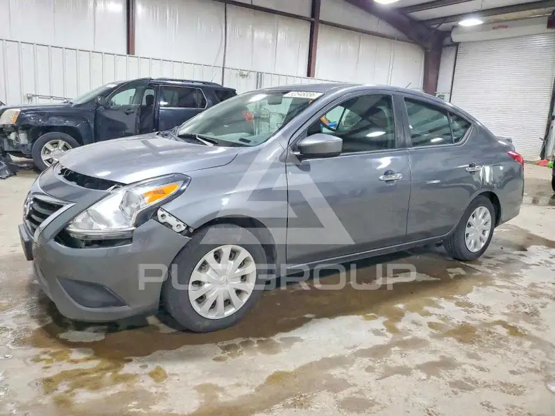 2019 Nissan VERSA фото