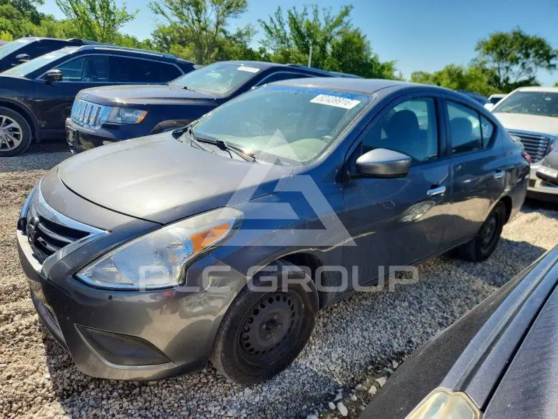 2019 Nissan VERSA фото