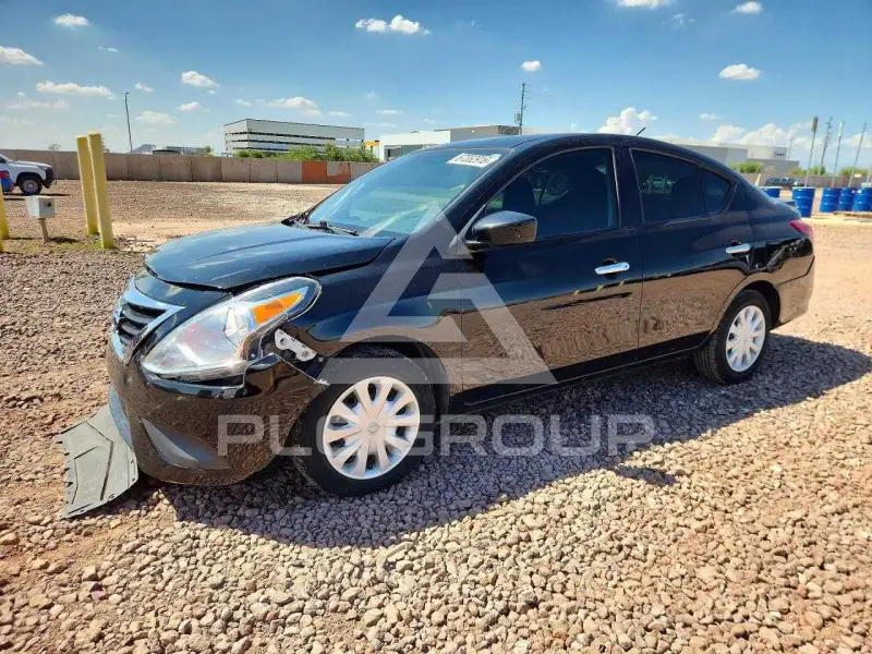 2019 Nissan VERSA photo