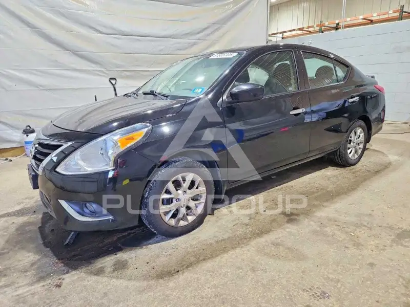 2019 Nissan VERSA photo