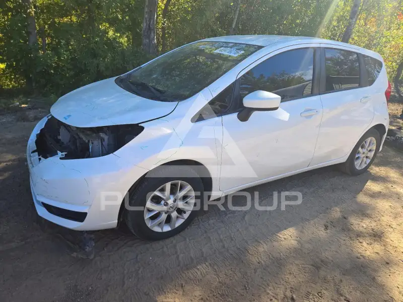 2019 Nissan VERSA фото