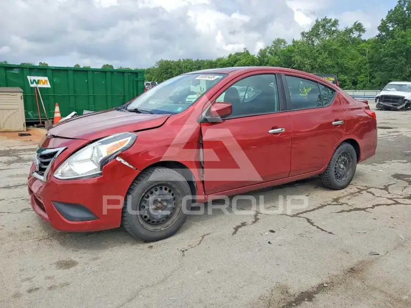 2019 Nissan VERSA фото