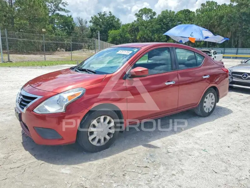 2019 Nissan VERSA фото