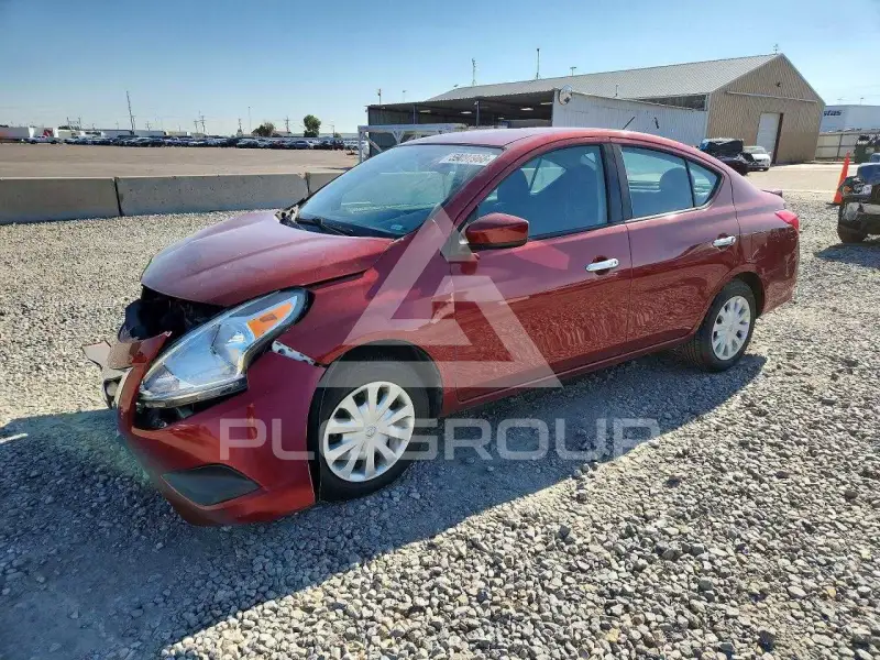 2019 Nissan VERSA photo