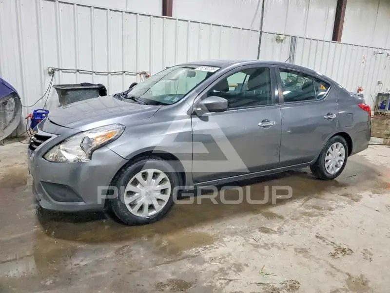 2019 Nissan VERSA фото