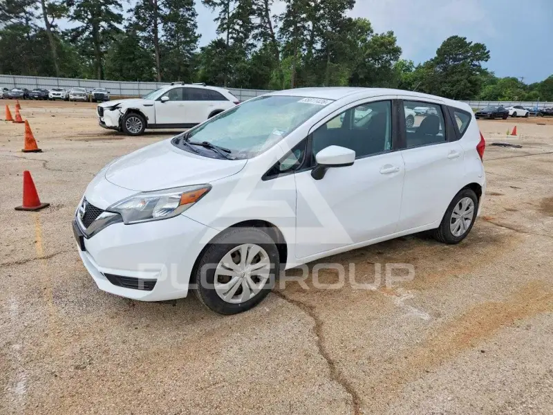 2019 Nissan VERSA фото