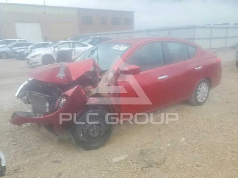 2019 Nissan VERSA photo